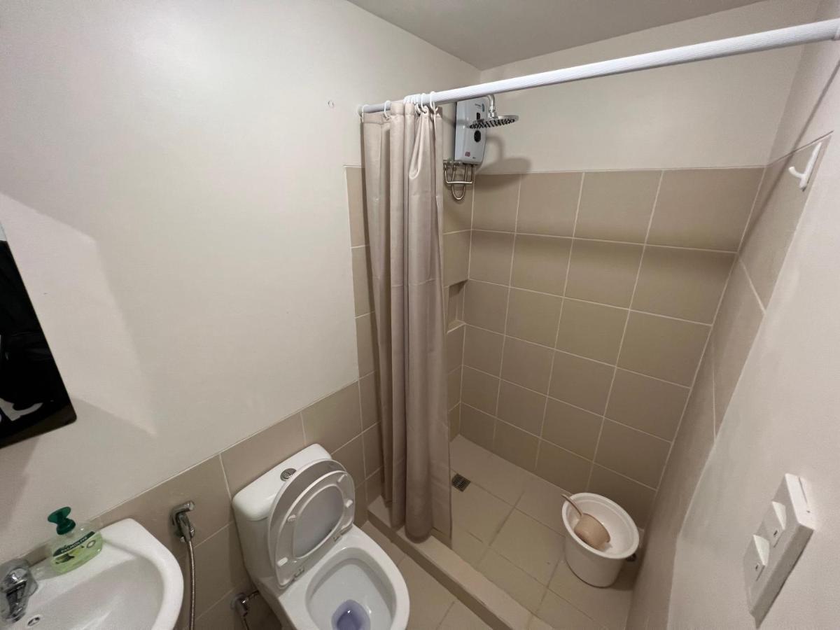 Infina Towers Project 4 Aurora Boulevard Quezon City Manila Exterior photo